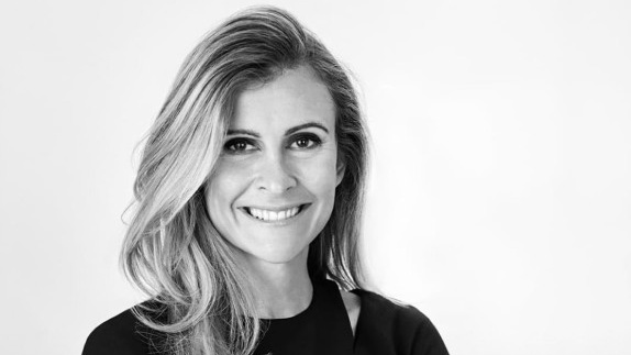 En af verdens rigeste satser stort på mode:   